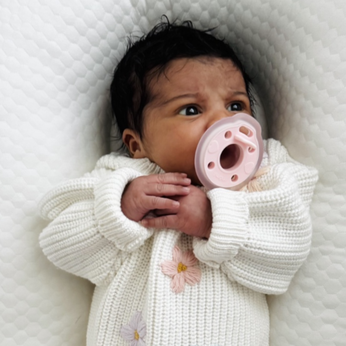 mōmi babypace pacifier gift set - seashell